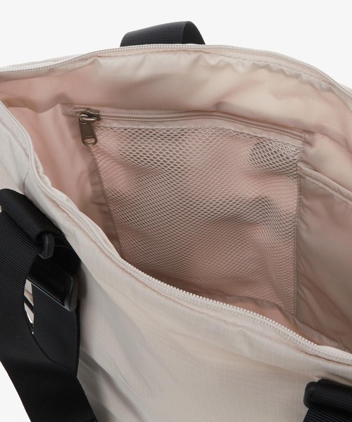THE NORTH FACE(ザノースフェイス)の「【韓国限定・日本未入荷】THE NORTH FACE BOREALIS SHOULDER BAG / ノースフェイス ボレアリス ショルダーバッグ(トートバッグ・メンズ・グレー/ブラック/ホワイト系その他・FREE)」の9枚目の写真