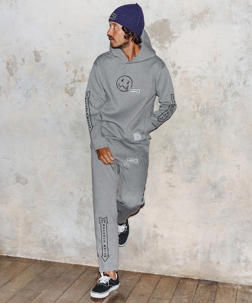 seventy seven(セブンティセブン)の「mpa3947-cardboard P-O hoodie(smile&arrow) プルオーバーパーカー(7725W060)(パーカー・メンズ・トップグレー/ブラック・XL/L/M/S)」の7枚目の写真