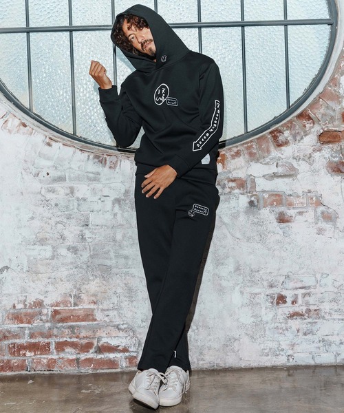 seventy seven(セブンティセブン)の「mpa3947-cardboard P-O hoodie(smile&arrow) プルオーバーパーカー(7725W060)(パーカー・メンズ・トップグレー/ブラック・XL/L/M/S)」の13枚目の写真