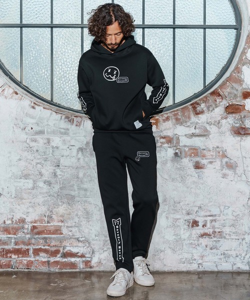 seventy seven(セブンティセブン)の「mpa3947-cardboard P-O hoodie(smile&arrow) プルオーバーパーカー(7725W060)(パーカー・メンズ・トップグレー/ブラック・XL/L/M/S)」の14枚目の写真