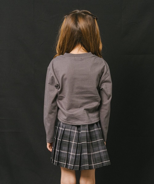 URBAN CHERRY（アーバンチェリー）の「【綿100%】丈が変わる2wayドローストコード付きポーカープリントロンＴ（Tシャツ/カットソー・キッズ・チャコール/ホワイト/ブラック/ブラウン・140cm/130cm/120cm/110cm/150cm）」の11枚目の写真