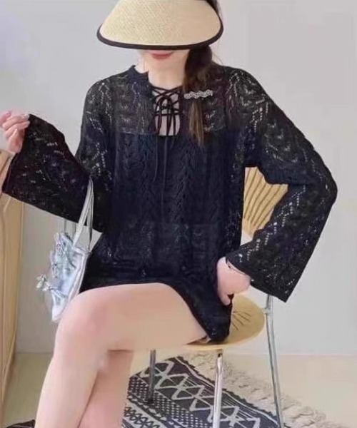 gossip!ロサンゼルス(ゴシップロサンゼルス)の「かぎ編み風 ベルスリーブプルオーバー(ニット/セーター・レディース・オフホワイト/ブラック・M)」の3枚目の写真