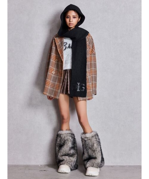 GYDA（ジェイダ）の「Symmetry GYDAフードニットマフラー（マフラー・レディース・ブラック・FREE）」の4枚目の写真