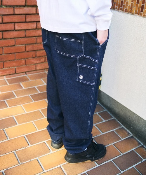 ELEMENT(エレメント)の「ELEMENT メンズ SHOD PANTS PAINT デニムパンツ 【2025年秋冬モデル】/エレメントウエストゴムテーパードペインターデニムパンツ(デニムパンツ・メンズ・ブラック系その他/ブルー系その他/インディゴブルー・MEDIUM/LARGE/X-LARGE)」の20枚目の写真