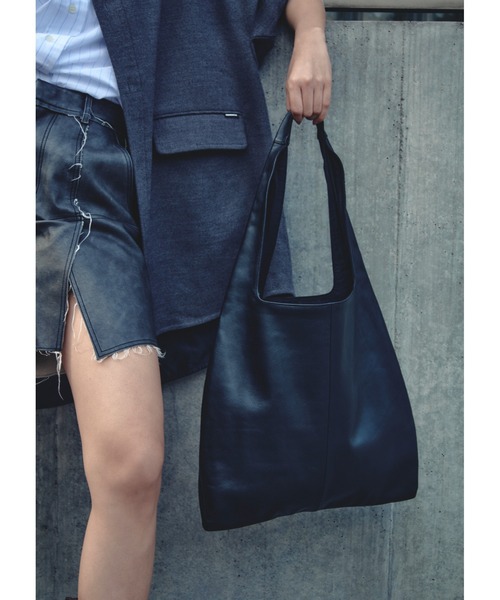 ONE.(ワンドット)の「【ONE./ワンドット】leather shoulder tote Bag / 撥水レザー(トートバッグ・メンズ・ブラック・FREE)」の19枚目の写真