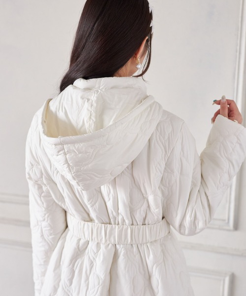 取り外し可能なファー＆ベルト付きリボンキルティングフィット＆フレア