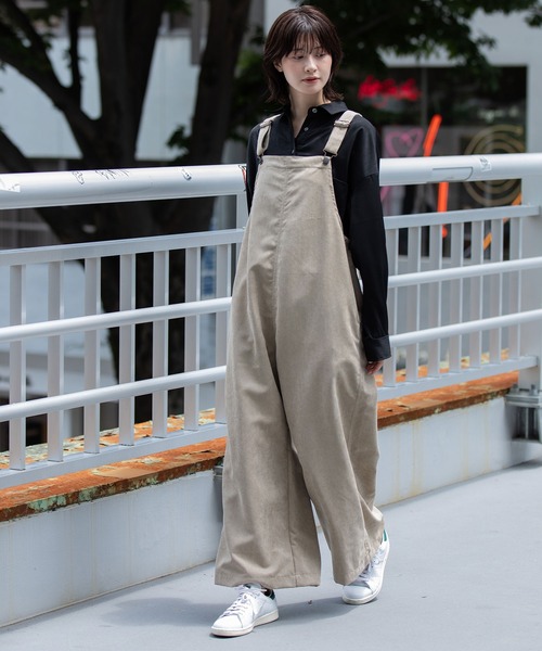 Munich（ミューニック）の「ナノコーデュロイサロペット（サロペット/オーバーオール・レディース・アイボリー/ブラック/グレイッシュベージュ・S/M）」の5枚目の写真