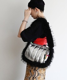 COMMON WARE（コモンウェアー）の「EM:cheek チーク side monster shoulder/サイド モンスター ショルダー（トートバッグ）」