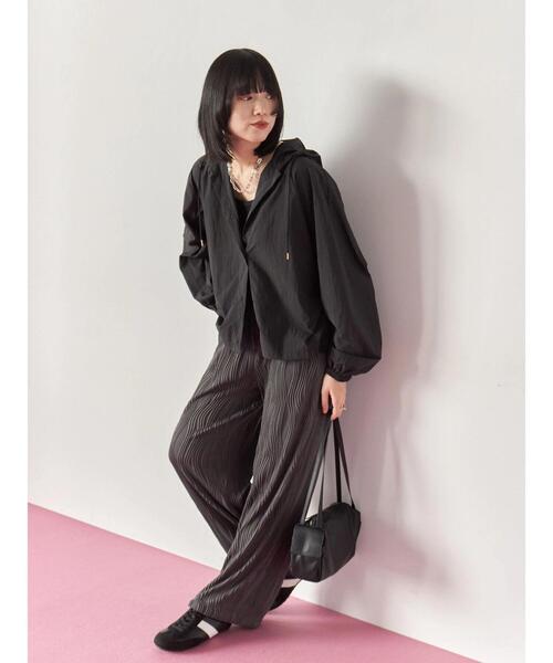 Samansa Mos2 blue(サマンサモスモスブルー)の「ウェーブカットパンツ(その他パンツ・レディース・ブラック/チャコールグレー/ブラウン・F)」の1枚目の写真