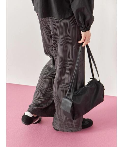 Samansa Mos2 blue(サマンサモスモスブルー)の「ウェーブカットパンツ(その他パンツ・レディース・ブラック/チャコールグレー/ブラウン・F)」の11枚目の写真