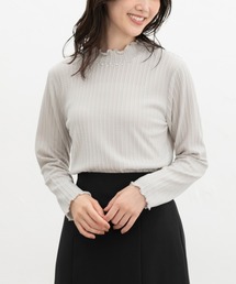 ビジュー付ハイネック