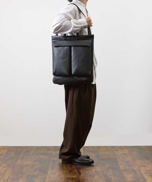 SLOW(スロウ)の「SLOW スロウ / cb -2way helmet bag- クロムステアレザーショルダーバッグ 牛革ヘルメットバッグ / 858S71R(トートバッグ・メンズ・ブラック/チョコ/キャメル・FREE)」の5枚目の写真