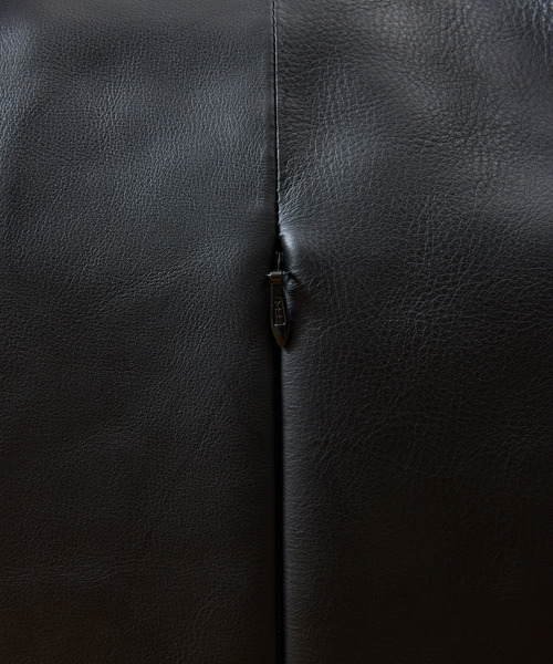 SLOW(スロウ)の「SLOW スロウ / cb -2way helmet bag- クロムステアレザーショルダーバッグ 牛革ヘルメットバッグ / 858S71R(トートバッグ・メンズ・ブラック/チョコ/キャメル・FREE)」の16枚目の写真