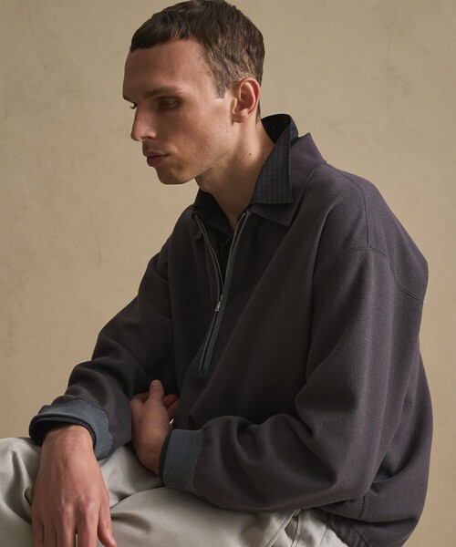 PUBLIC TOKYO（パブリックトウキョウ）の「ブークレハーフジップスウェット（スウェット・メンズ・ダークネイビー/ダークグレー・1/2）」の2枚目の写真