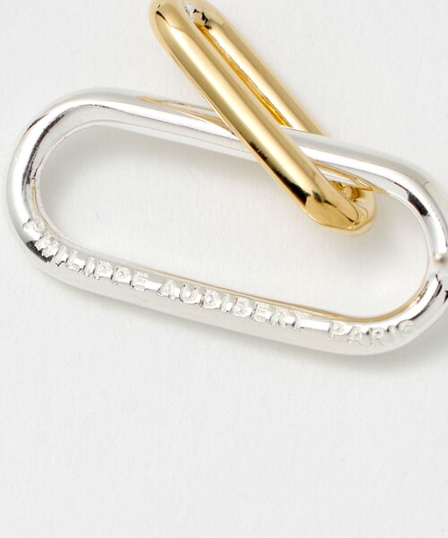 PHILIPPE AUDIBERT（フィリップ オーディベール）の「＜PHILIPPE AUDIBERT＞OVAL コンビカラー ピアス（ピアス（両耳用）・レディース・シルバー・FREE）」の6枚目の写真