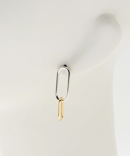 PHILIPPE AUDIBERT（フィリップ オーディベール）の「＜PHILIPPE AUDIBERT＞OVAL コンビカラー ピアス（ピアス（両耳用）・レディース・シルバー・FREE）」の8枚目の写真