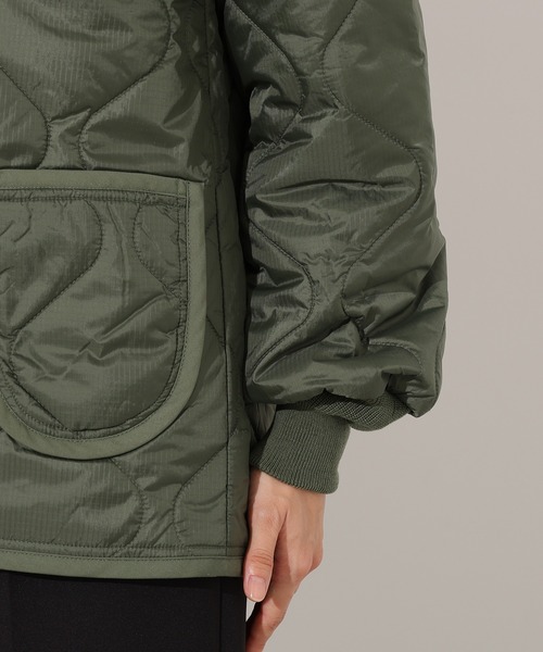 Alpha Industries(アルファインダストリーズ)の「【Alpha Industries】キルティングライナー(ノーカラージャケット・レディース・ブラック/オリーブ・X-SMALL)」の3枚目の写真