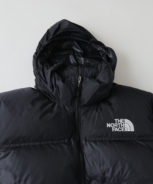 THE NORTH FACE(ザノースフェイス)の「THE NORTH FACE (ザ・ノースフェイス) ヌプシ ジャケット ND92555(ダウンジャケット/コート・メンズ・ブラック・MEDIUM/LARGE/X-LARGE)」の9枚目の写真