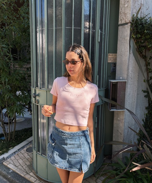 ROXY(ロキシー)の「SUNDAYS/ロキシーショート丈半袖Tシャツ(Tシャツ/カットソー・レディース・ホワイト/ミント/グレー/ブラック/ライトピンク・MEDIUM/LARGE)」の5枚目の写真