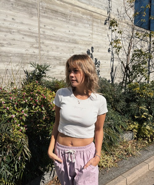 ROXY(ロキシー)の「SUNDAYS/ロキシーショート丈半袖Tシャツ(Tシャツ/カットソー・レディース・ホワイト/ミント/グレー/ブラック/ライトピンク・MEDIUM/LARGE)」の17枚目の写真