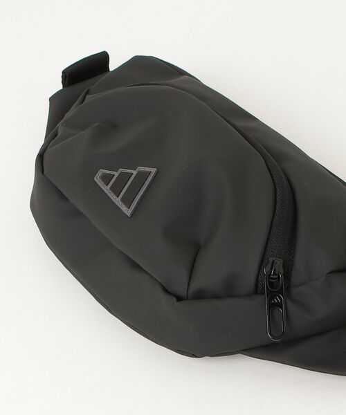 adidas（アディダス）の「ウルトラモダン ウエストバッグ / アディダス adidas（ボディバッグ/ウエストポーチ・メンズ・ブラック×ブラック・FREE）」の8枚目の写真