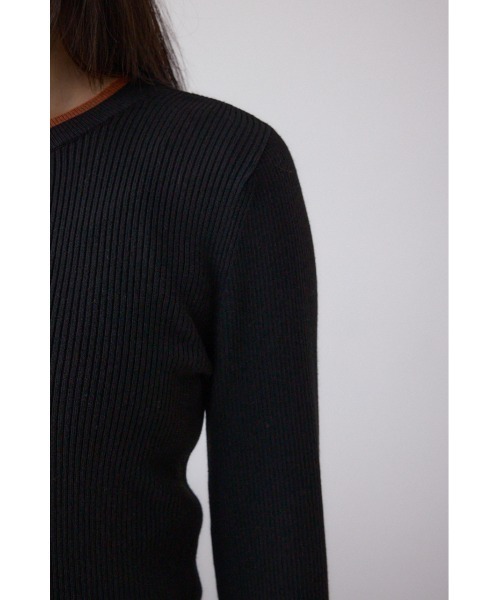 AZUL by moussy(アズールバイマウジー)の「格上げ ヘンリーネックデザインニットトップス(ニット/セーター・レディース・ブラウン/ブラック/杢グレー・FREE)」の12枚目の写真