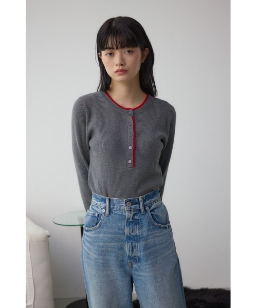 AZUL by moussy(アズールバイマウジー)の「格上げ ヘンリーネックデザインニットトップス(ニット/セーター・レディース・ブラウン/ブラック/杢グレー・FREE)」の17枚目の写真