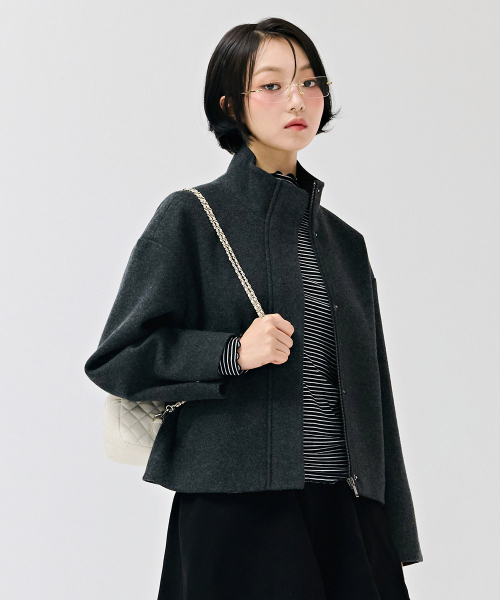 CHASECULT（チェイスカルト）の「女性ウールライクハイネック半コート-チャコール（チェスターコート・レディース・チャコールグレー・90/85）」の4枚目の写真