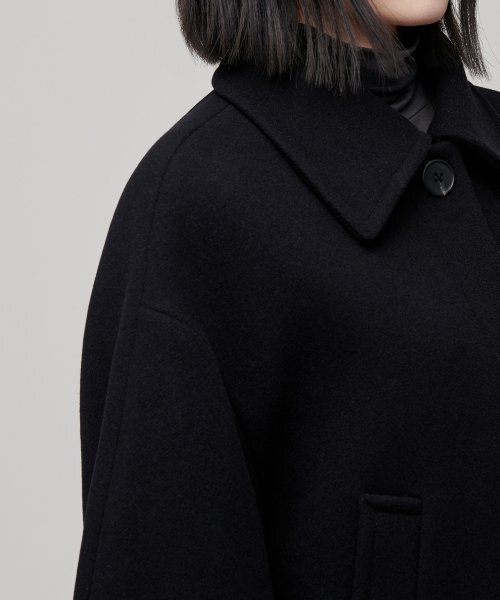 MUSINSA STANDARD WOMAN（ムシンサスタンダードウーマン）の「ウィメンズカシミヤブレンドショートマックコート[ブラック]（チェスターコート・レディース・その他・SMALL/MEDIUM/LARGE/X-SMALL）」の12枚目の写真