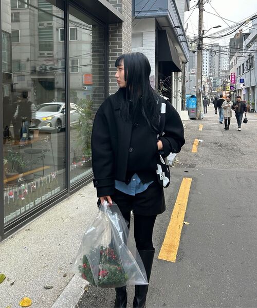 MUSINSA STANDARD WOMAN（ムシンサスタンダードウーマン）の「ウィメンズカシミヤブレンドショートマックコート[ブラック]（チェスターコート・レディース・その他・SMALL/MEDIUM/LARGE/X-SMALL）」の7枚目の写真