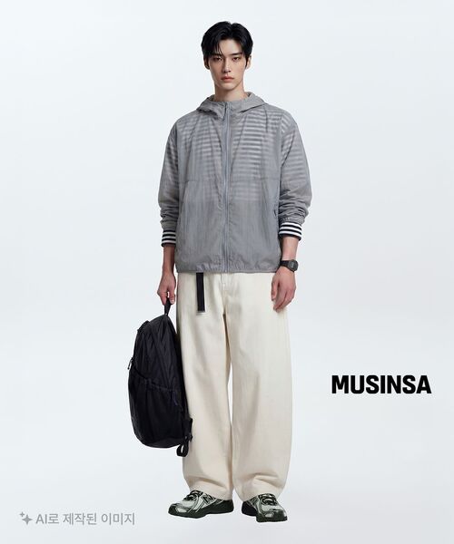 MUSINSA STANDARD（ムシンサスタンダード）の「ストライプリラックスドクルーネック長袖Tシャツ[ブラック]（Tシャツ/カットソー・メンズ・その他・SMALL/MEDIUM/LARGE/X-LARGE/XX-LARGE）」の9枚目の写真