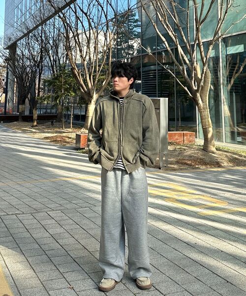 MUSINSA STANDARD（ムシンサスタンダード）の「ストライプリラックスドクルーネック長袖Tシャツ[ブラック]（Tシャツ/カットソー・メンズ・その他・SMALL/MEDIUM/LARGE/X-LARGE/XX-LARGE）」の17枚目の写真