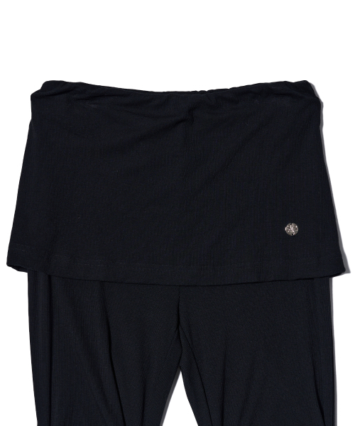 YOUHEE(ユヒ)の「BASIC SHIRRING LAYERED SKIRT PANTS BLACK(その他パンツ・レディース・その他・SMALL/MEDIUM)」の6枚目の写真