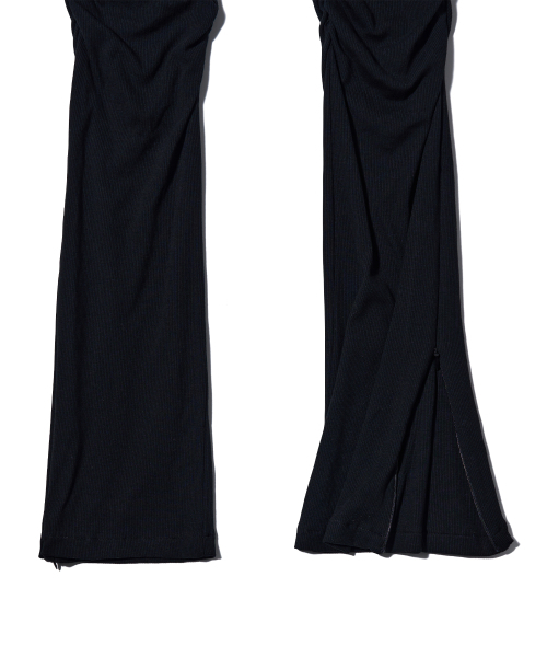 YOUHEE(ユヒ)の「BASIC SHIRRING LAYERED SKIRT PANTS BLACK(その他パンツ・レディース・その他・SMALL/MEDIUM)」の7枚目の写真