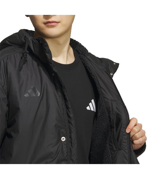 adidas(アディダス)の「アディダス adidas スリーストライプス ルーズフィット ロング ボアコート(その他アウター・メンズ・ブラック×ホワイト/ブラック×ブラック・S/M/L/LL/3L)」の8枚目の写真