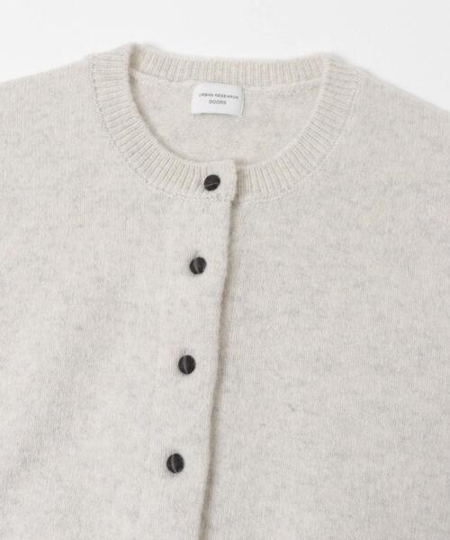 新品タグ付◆ DOORS ウールサテン釦コンパクトカーディガン TOP GRAY ウールサテン釦コンパクトカーディガン（URBAN RESEARCH DOORS