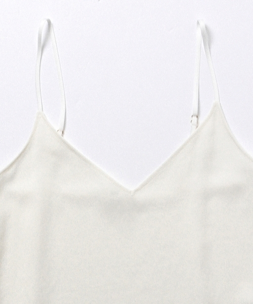 ELIN（エリン）の「ELIN / Vネック キャミソール（キャミソール・レディース・ホワイト/ネイビー・38/36）」の6枚目の写真
