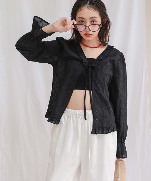 miette(ミエット)の「フリルデザインコットンレースブラウス(シャツ/ブラウス・レディース・ブラック/オフホワイト・L/M/S)」の20枚目の写真