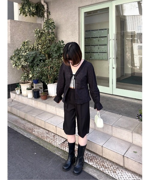 miette(ミエット)の「フリルデザインコットンレースブラウス(シャツ/ブラウス・レディース・ブラック/オフホワイト・L/M/S)」の22枚目の写真