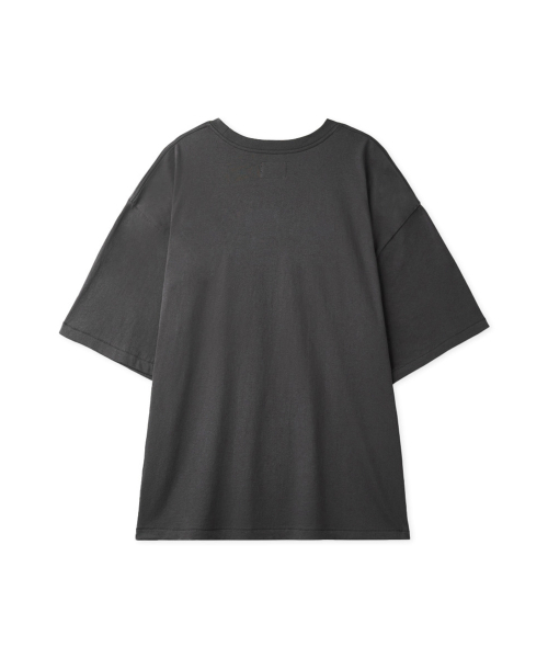 ERER(エルエル)の「Overfit Vintage Painted Surf Club Artwork T-Shirt Charcoal(Tシャツ/カットソー・レディース・チャコール・1/2)」の7枚目の写真