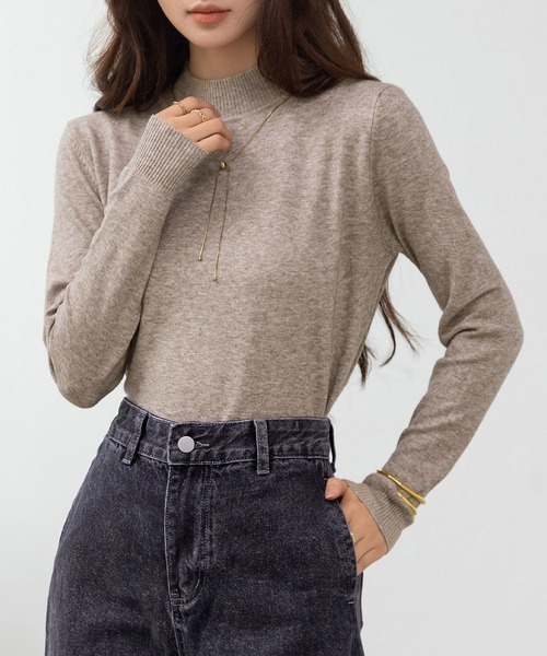 DAY CLOSET（デイ クローゼット）の「何気ない日も、きれいに見せる。長袖ハイネックリブニットトップス レディース（ニット/セーター・レディース・グレー/ホワイト/ダークブラウン/レッド/ブラック/グレイッシュベージュ/ブルー・FREE）」の5枚目の写真