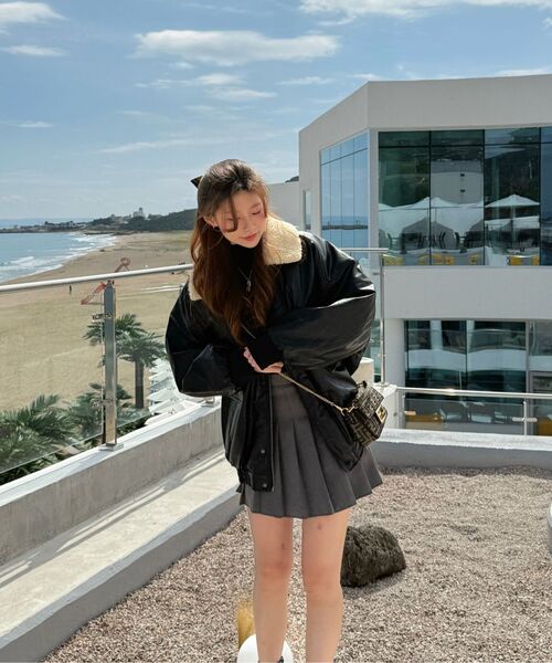 LADY VOLUME(レディーボリューム)の「SHEARING VINTAGE WASHED LEATHER PADDING JUMPER_BLACK(ダウンジャケット/コート・レディース・その他・FREE)」の10枚目の写真