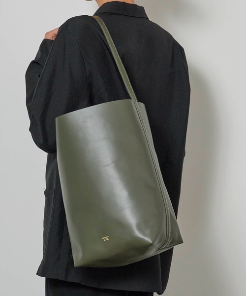 sita parantica（シータパランティカ）の「sita parantica/シータ パランティカ BUCKET-Minimal spec.Leather ワンハンドル バケットバック（ハンドバッグ・レディース・ブラック/オリーブ・FREE）」の8枚目の写真