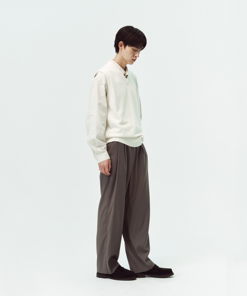 BLANKROOM(ブランクルーム)の「Vニットベスト_IVORY(ベスト・レディース・その他・1/2/3)」の4枚目の写真
