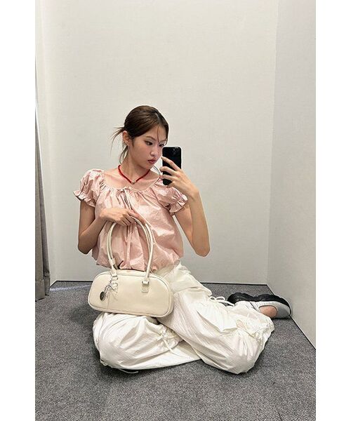 MCLANEE（マックラニー）の「エンティアショルダーバッグ（ショルダーバッグ・レディース・ブラック/アイボリー/レッド・ONE SIZE）」の20枚目の写真