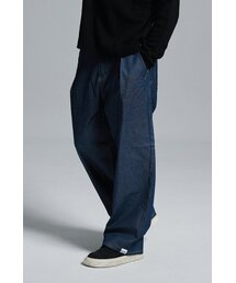 APOSTROPHE COMMA（アポストロフィコンマ）の「リバーシブルラベルツーピンタック生地ワイドデニムパンツ（濃紺）（デニムパンツ）」