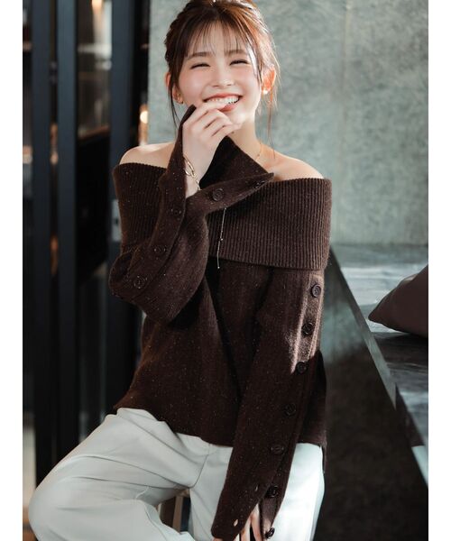 dazzlin（ダズリン）の「【久間田琳加コラボ】オフショルオーバー