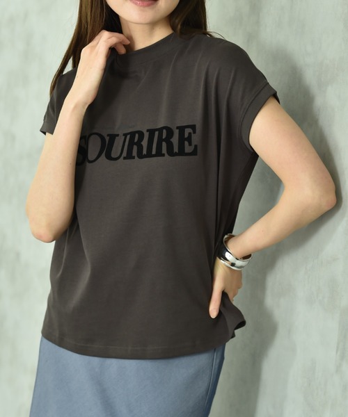 INTERPLANET(インタープラネット)の「【UV・接触冷感】フロッキーロゴプリントフレンチスリーブプルオーバー(Tシャツ/カットソー・レディース・オフホワイト/ライトベージュ/チャコールグレー・FREE)」の16枚目の写真