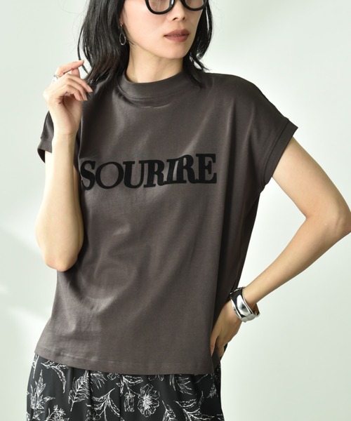 INTERPLANET(インタープラネット)の「【UV・接触冷感】フロッキーロゴプリントフレンチスリーブプルオーバー(Tシャツ/カットソー・レディース・オフホワイト/ライトベージュ/チャコールグレー・FREE)」の9枚目の写真
