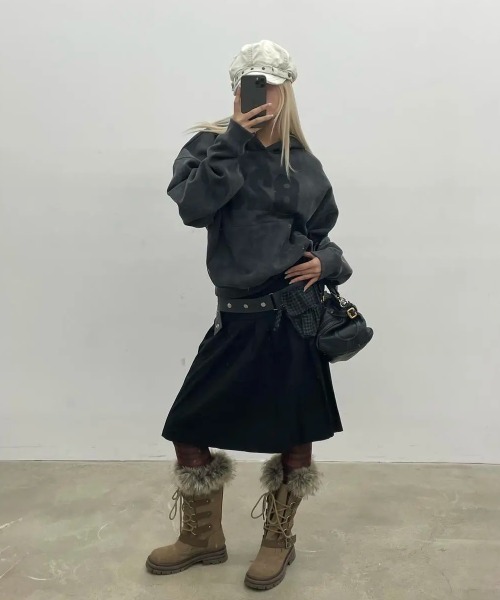 BLACKUP（ブラックアップ）の「[MADE] ウィゲルプリーツミディスカート（スカート・レディース・ブラック/チャコール・MEDIUM/SMALL）」の3枚目の写真